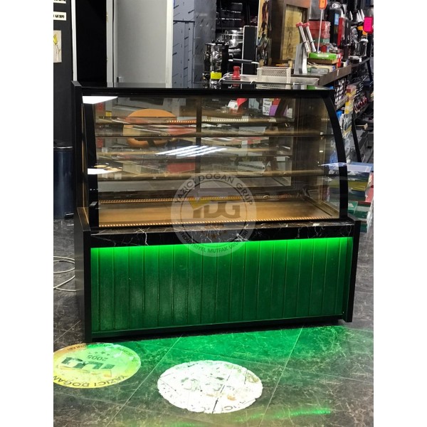 Ydg Pasta Dolabı Vitrin Tipi Bombe Camlı 150 Cm
